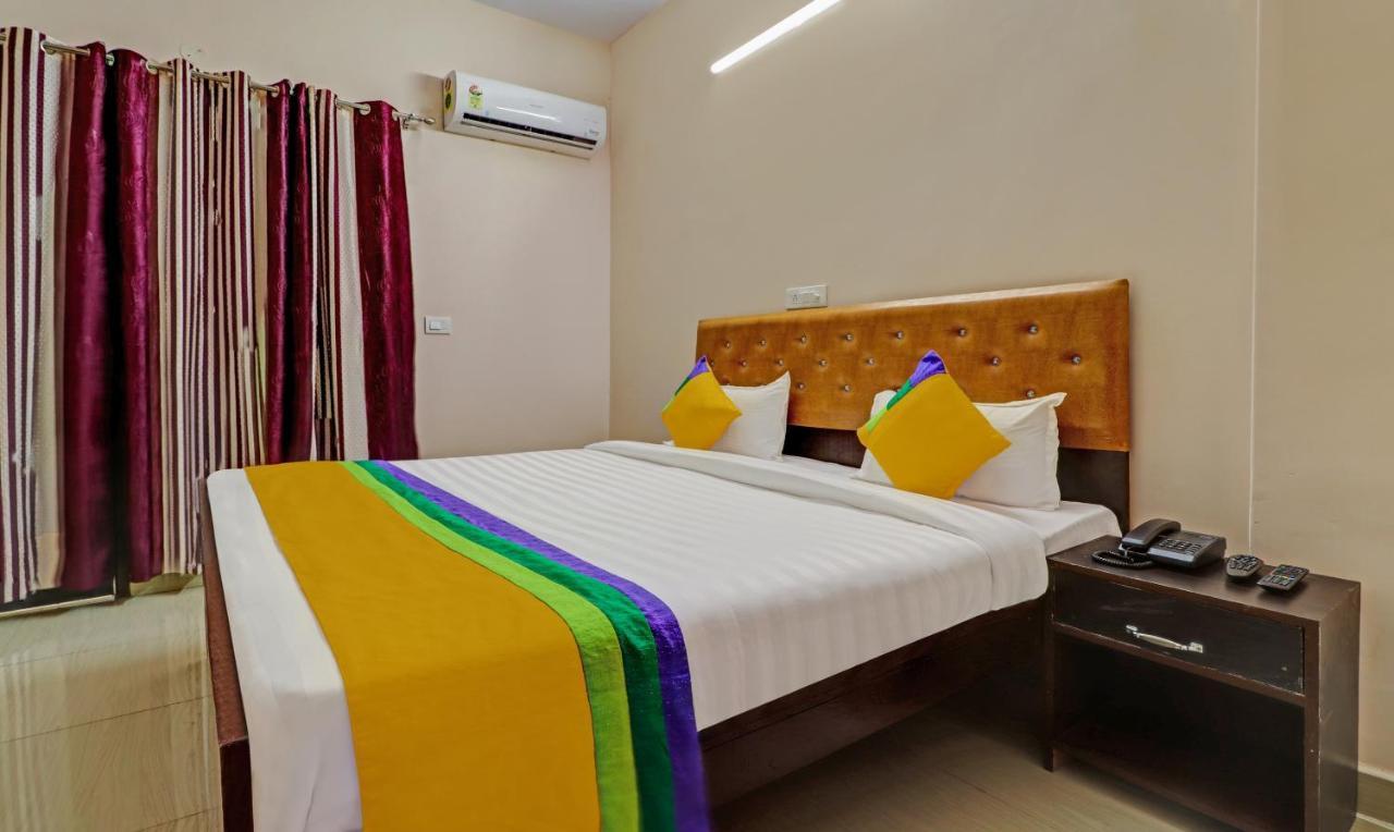 Itsy By Treebo - Divine Inn Chandīgarh Buitenkant foto