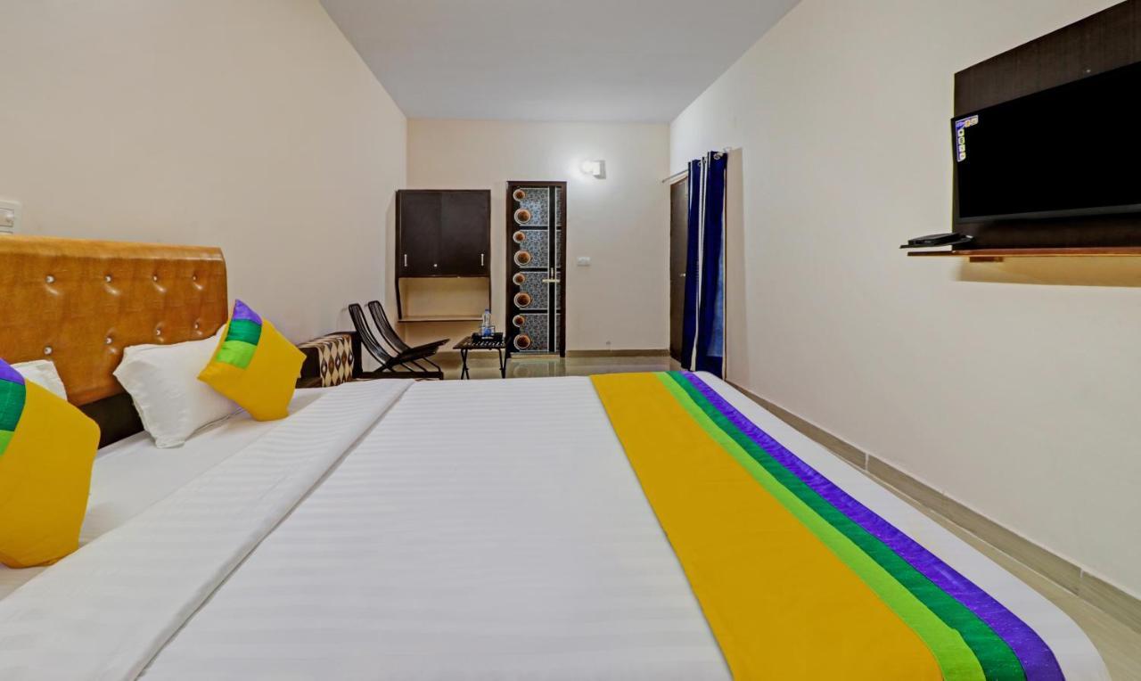 Itsy By Treebo - Divine Inn Chandīgarh Buitenkant foto